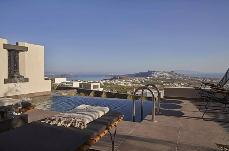 APIKIA SANTORINI SUITES