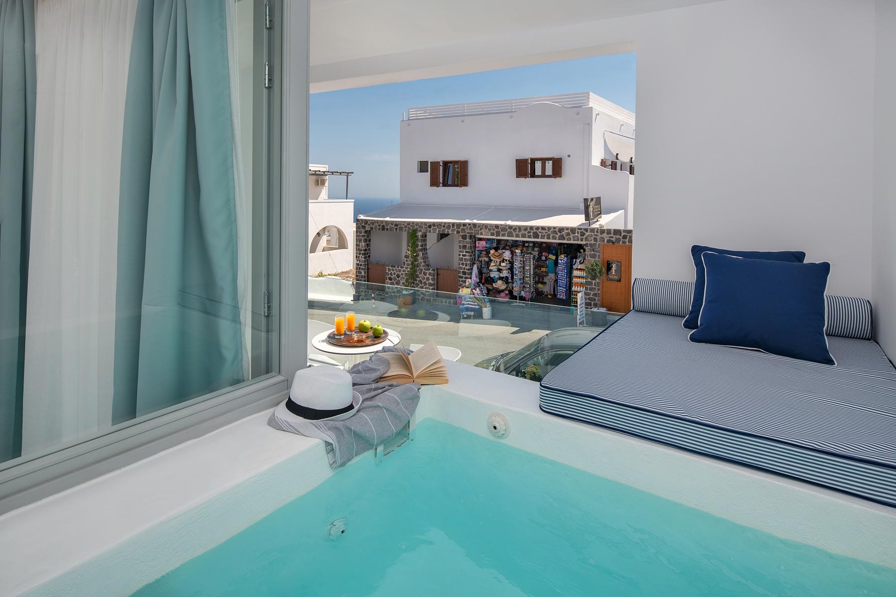 Harmony Suites Santorini