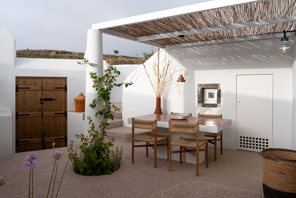 Kanava Cave Winery Villa