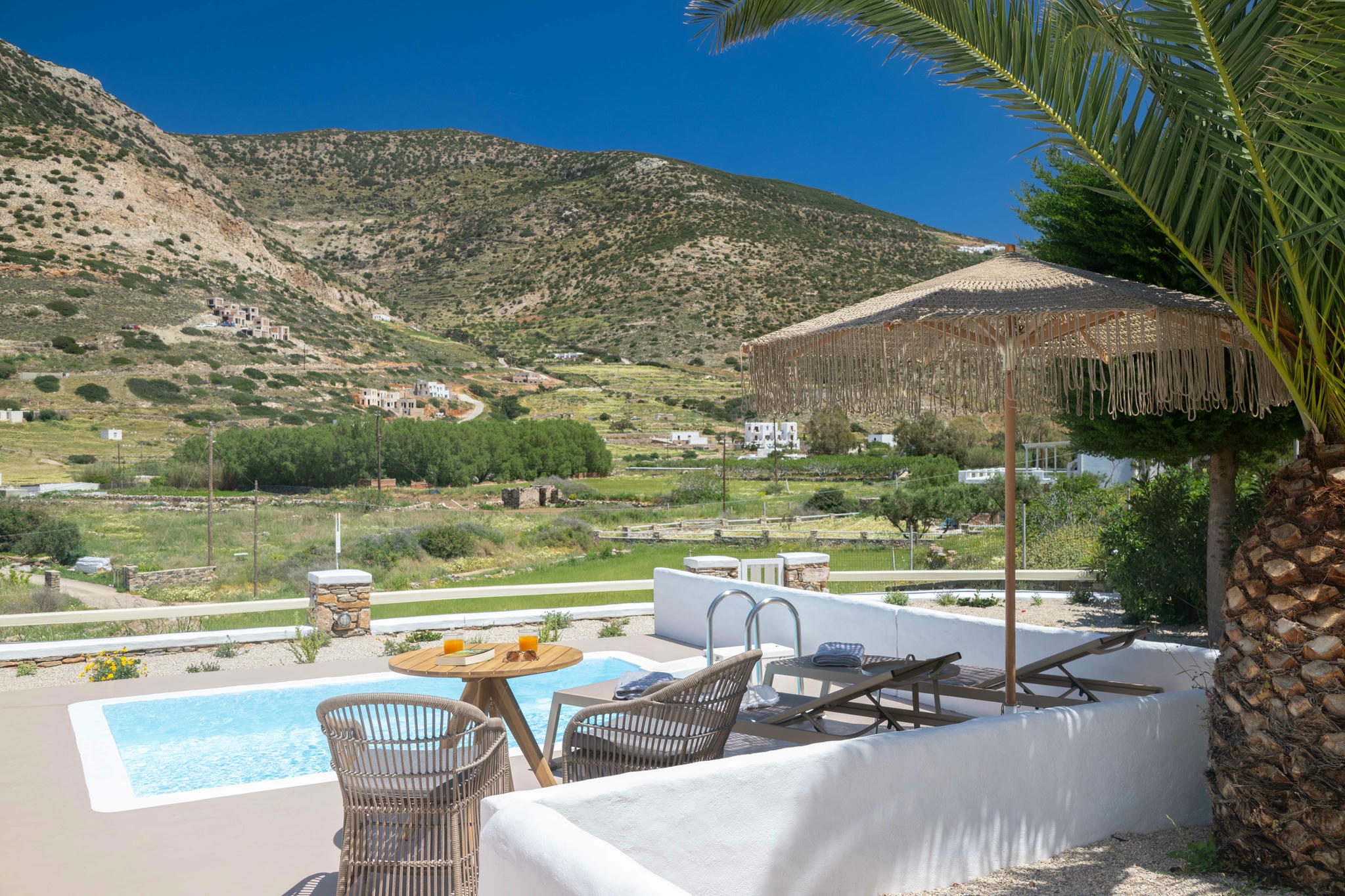 Lithos Suites Sifnos