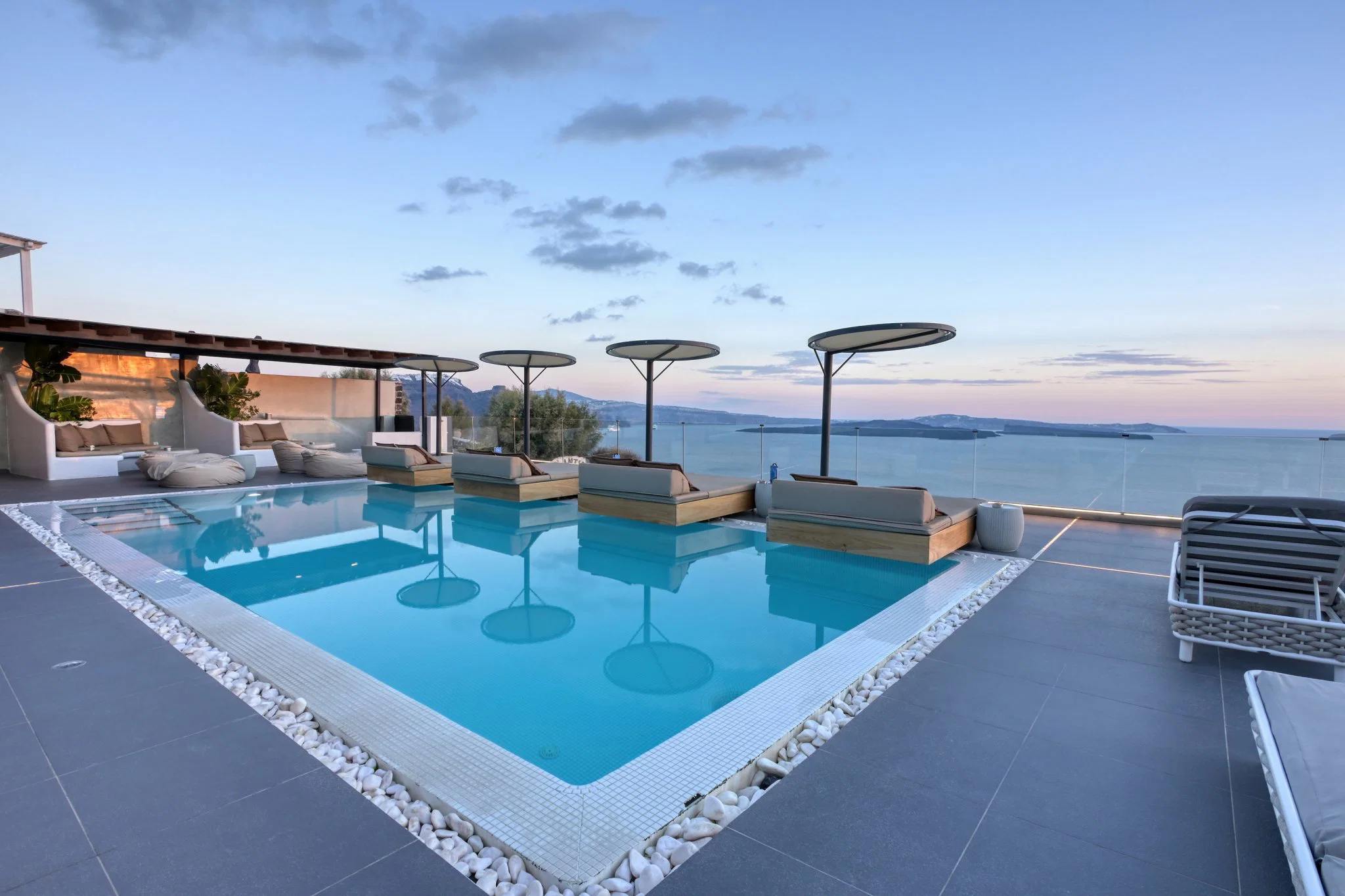 Oia Suites